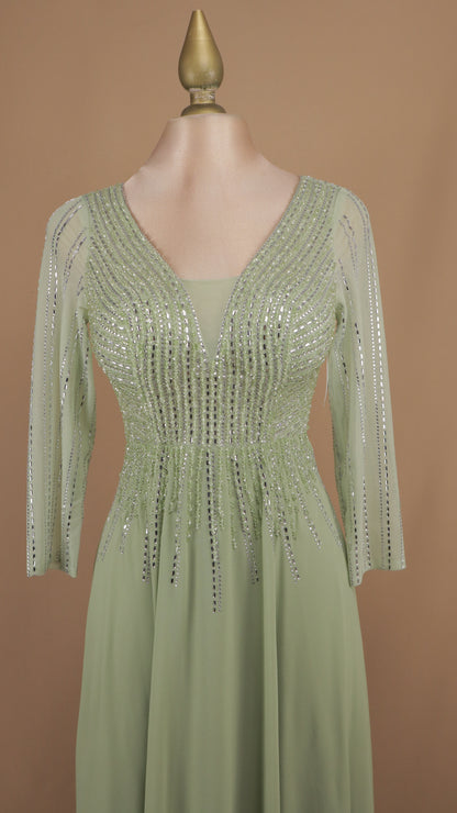 Vestido largo manga larga con aplicación y en línea A