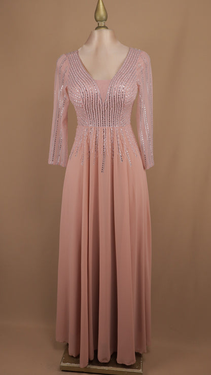Vestido largo manga larga con aplicación y en línea A