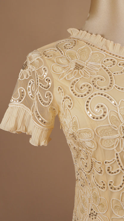 Vestido midi talla plus bordado con manga