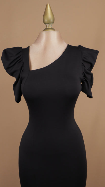 Vestido midi con manga y y terminación de falda circular