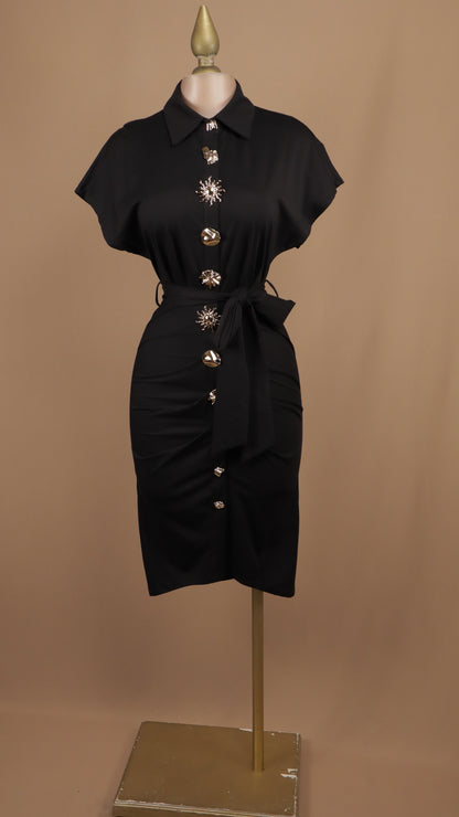 Vestido midi con botones dorados y con manga