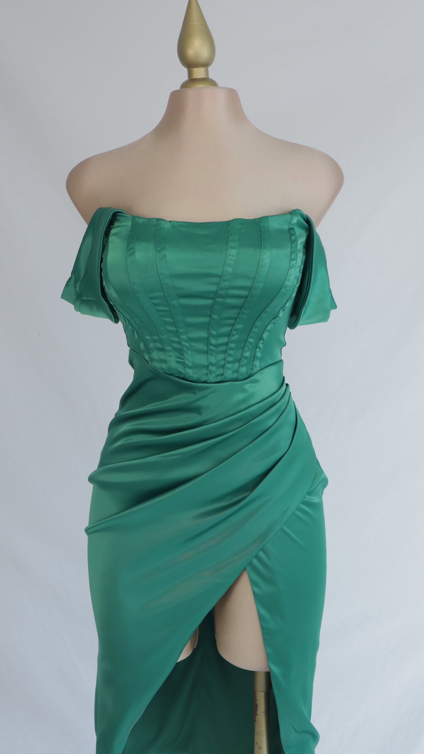 VESTIDO CORSET VICTORIANO