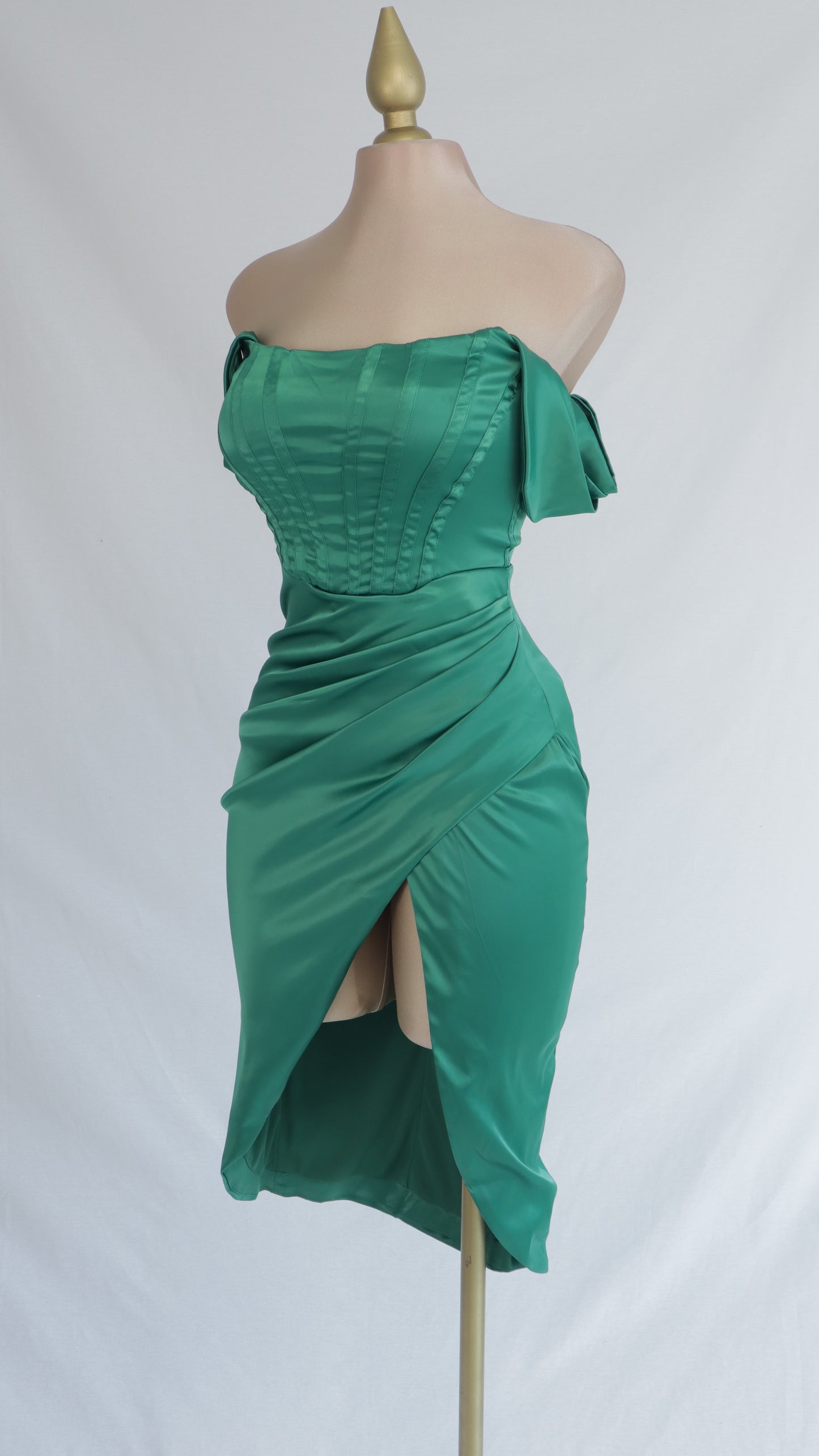 VESTIDO CORSET VICTORIANO