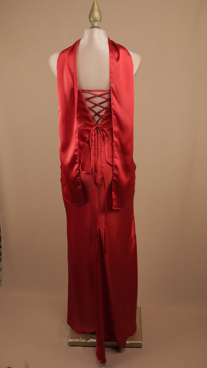 Vestido largo satinado estraple con corset