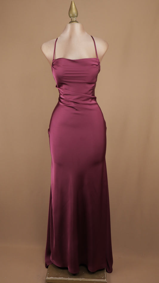 Vestido largo satinado con agujetas en la espalda
