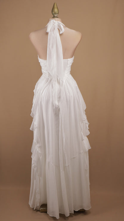 Vestido largo cuello halter con escarolas