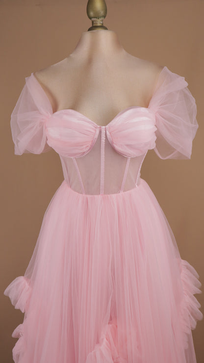 Vestido de tull con transparencia