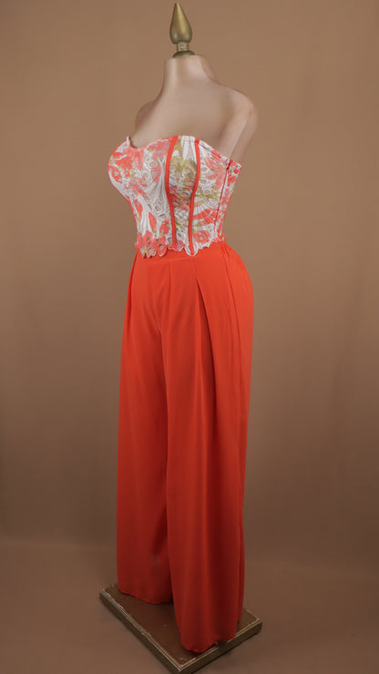 Conjunto de pantalón y corset estraple