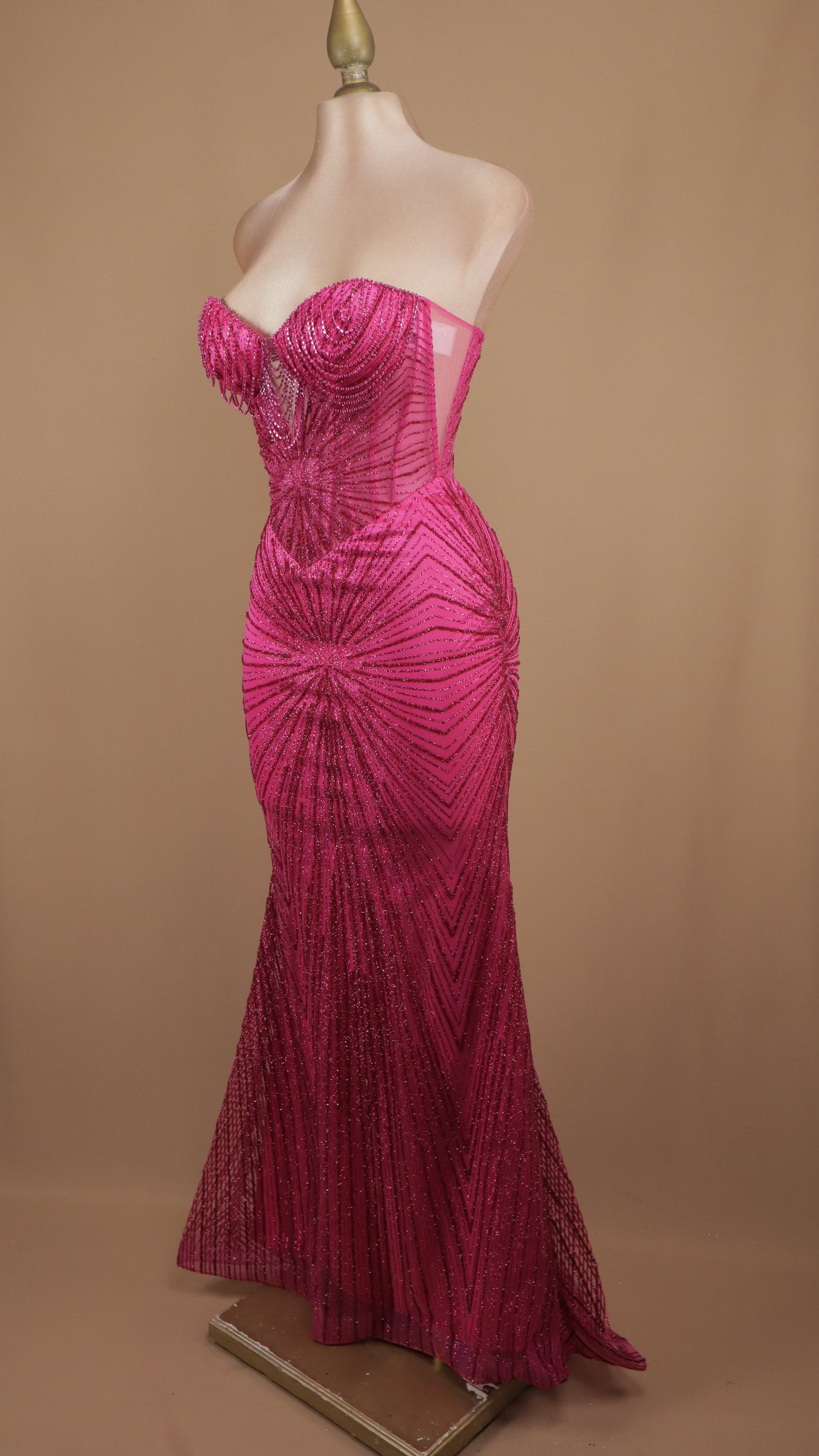 Vestido largo estraple de gala