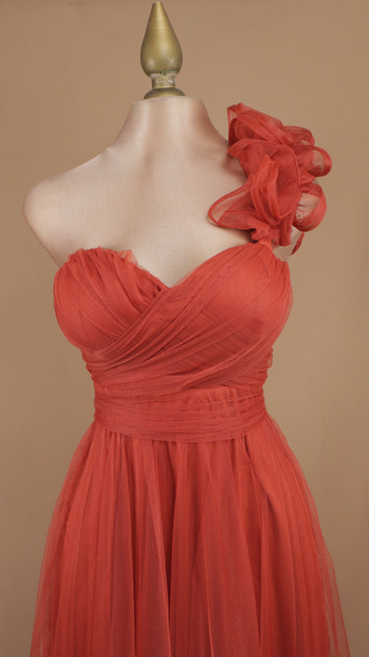 Vestido largo de tul con escote corazón