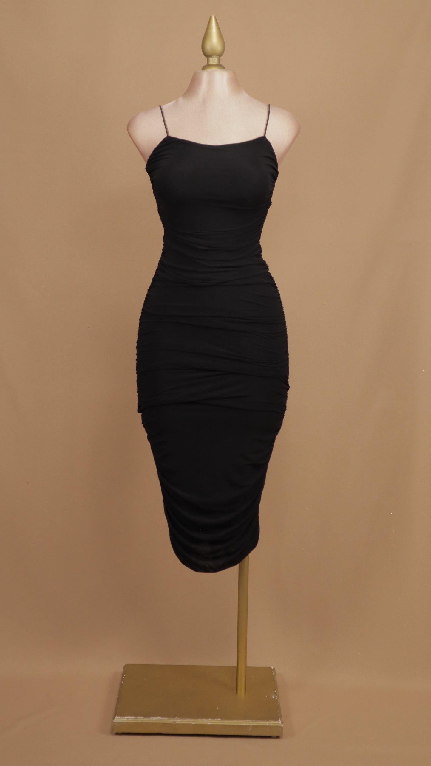 Vestido maxi plisado sensual