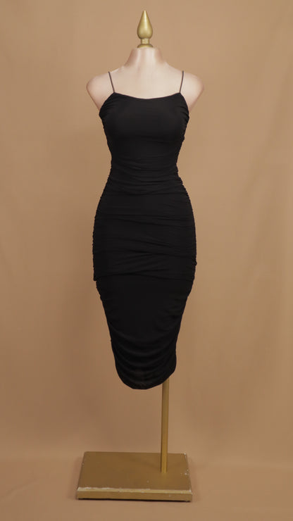 Vestido maxi plisado sensual