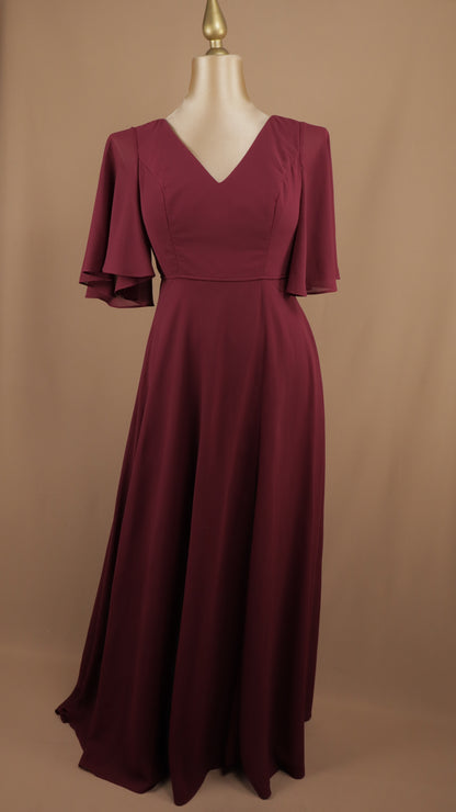 Vestido largo talla extra de chiffon con manga