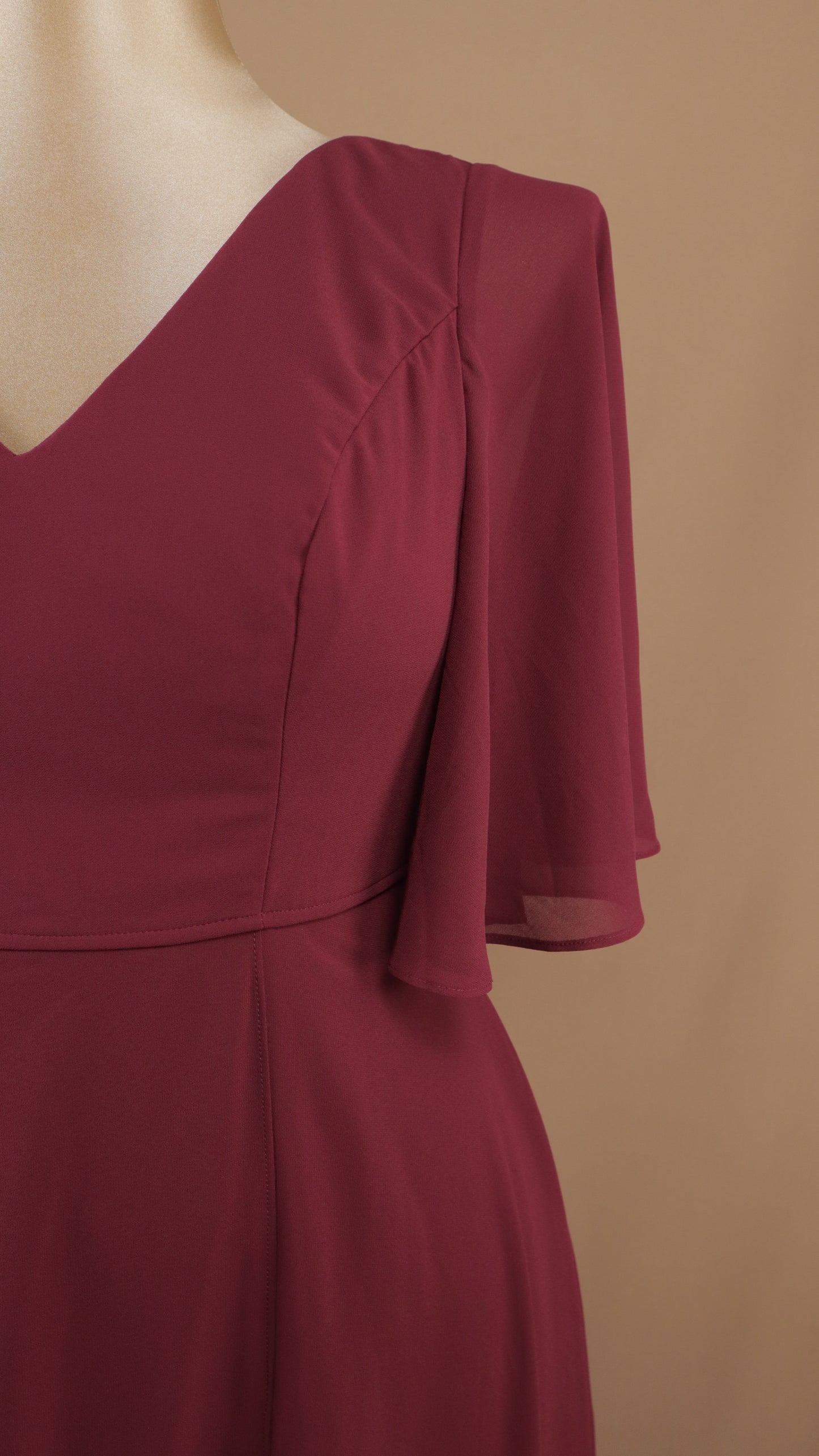Vestido largo talla extra de chiffon con manga