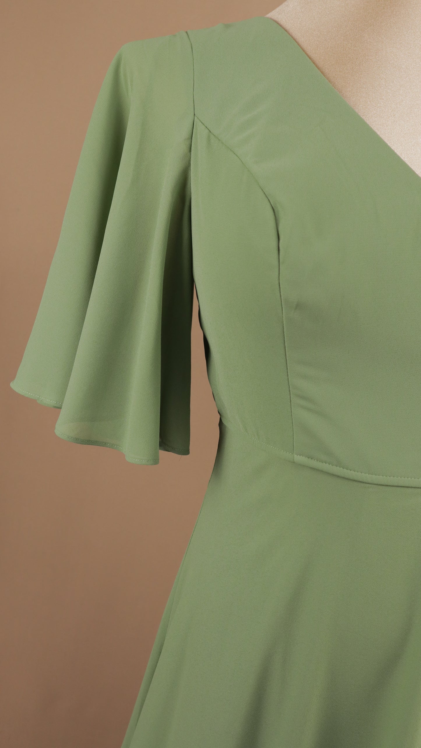 Vestido largo talla extra de chiffon con manga