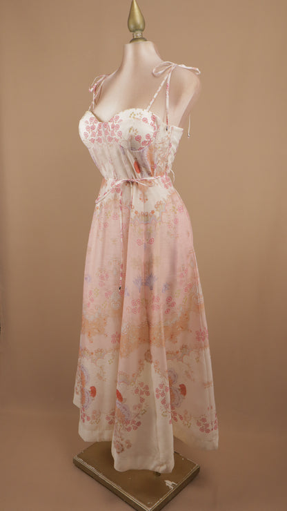 Vestido midi estampado con perlas doradas en tirantes