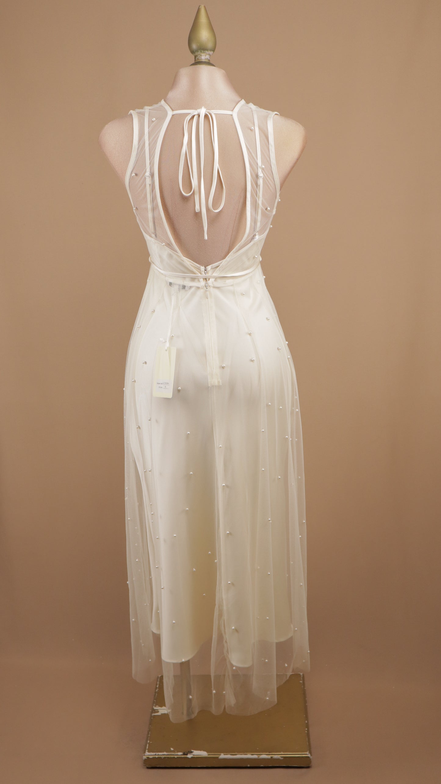 Vestido midi de tul y perla