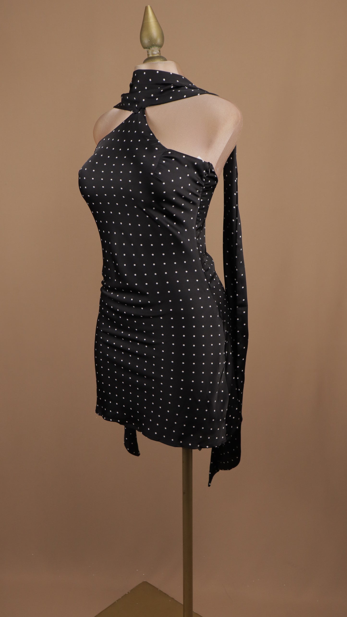 Vestido halter polka dots satin