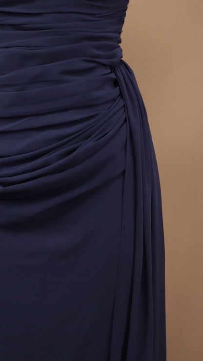 Vestido largo estraple con corset y estola