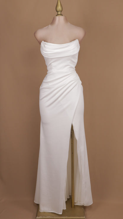 Vestido largo de novia estraple con corset