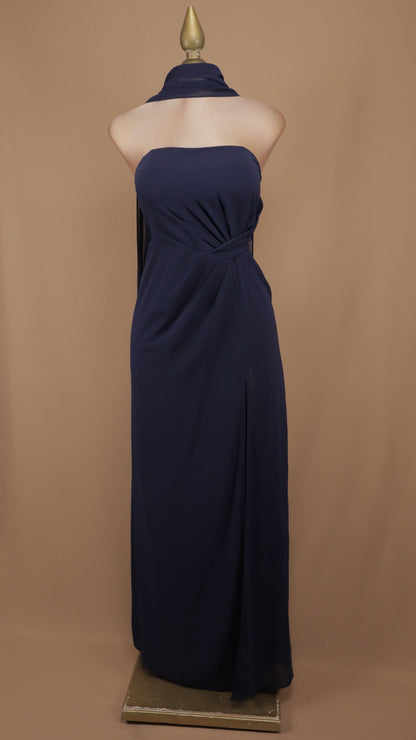 Vestido largo straple de chiffon con cauda