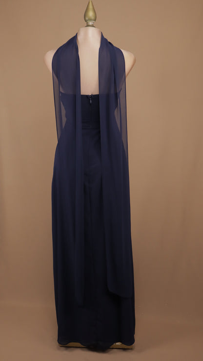 Vestido largo straple de chiffon con cauda