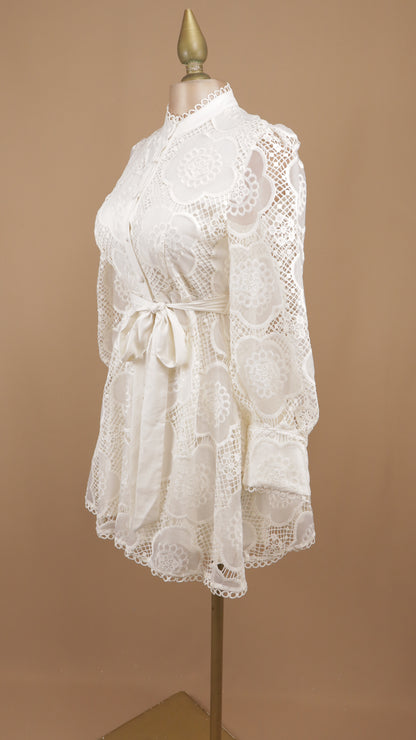 Vestido midi manga farol con encaje