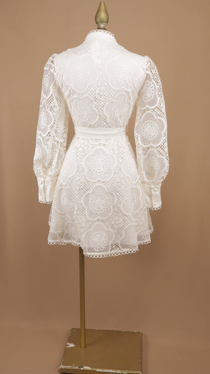 Vestido midi manga farol con encaje