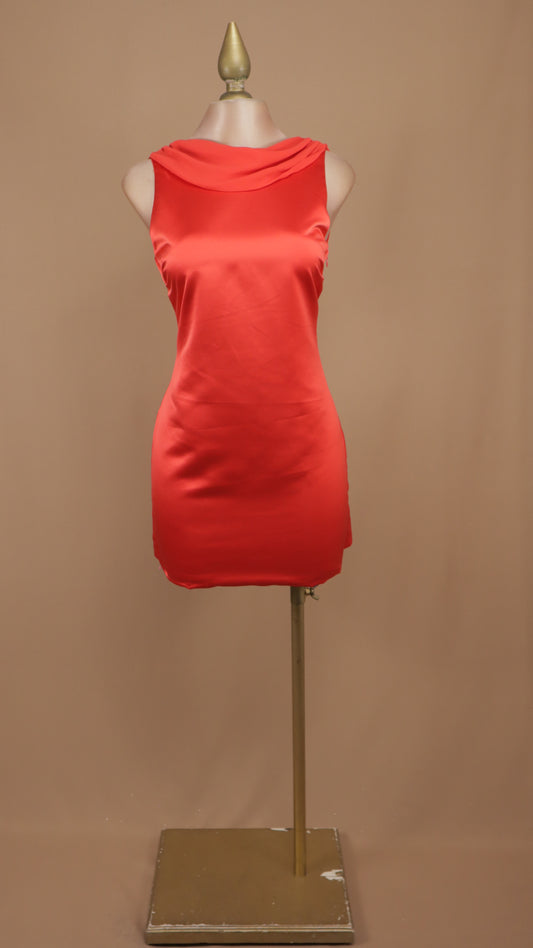 Vestido midi cuello drapeado estilo buche