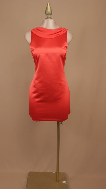 Vestido midi cuello drapeado estilo buche