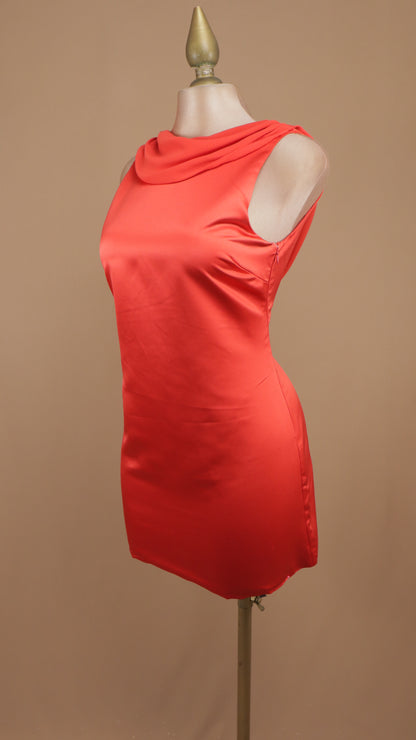 Vestido midi cuello drapeado estilo buche