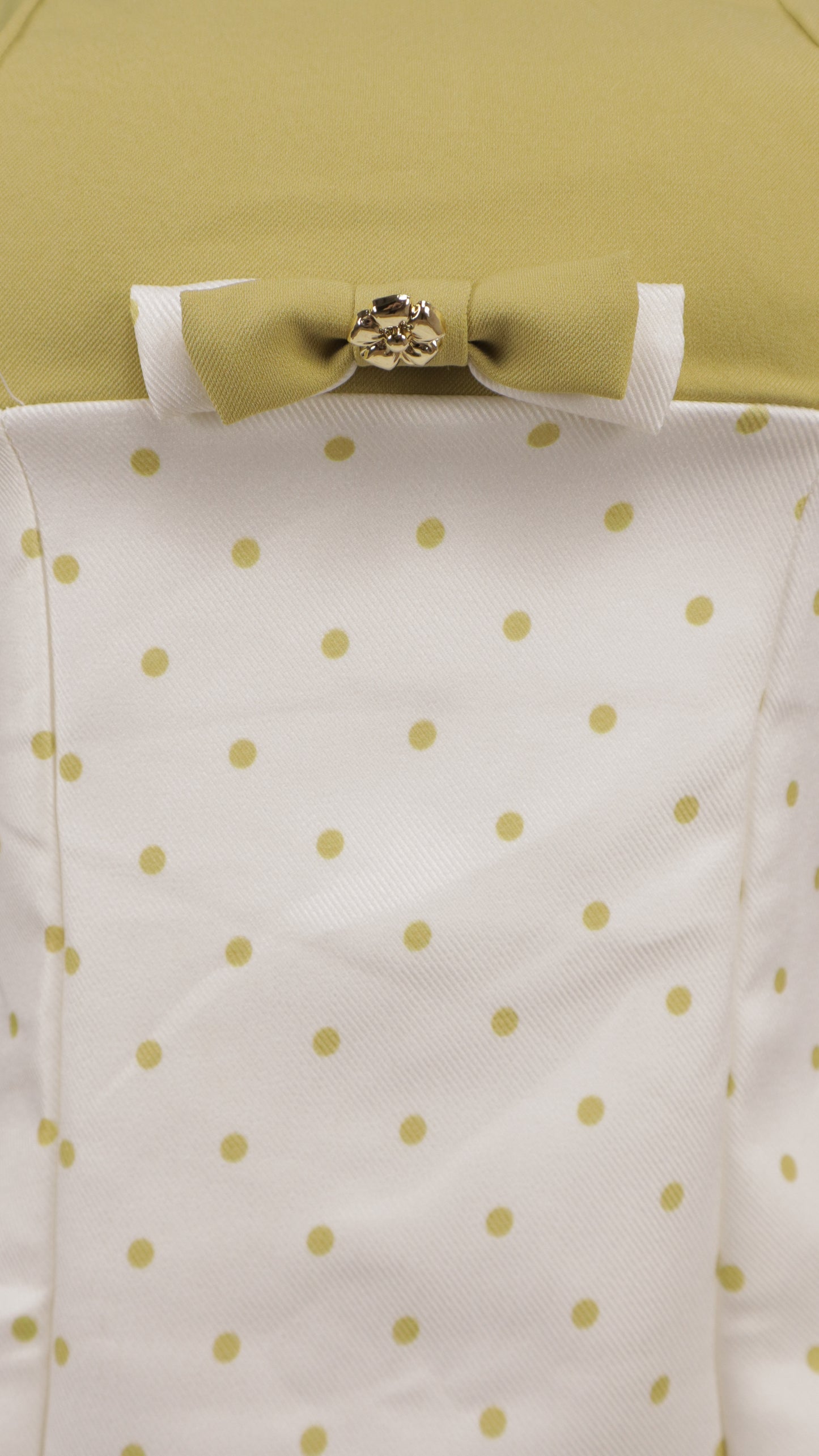 Vestido midi de cintura alta con estampado de lunares y detalle de moño
