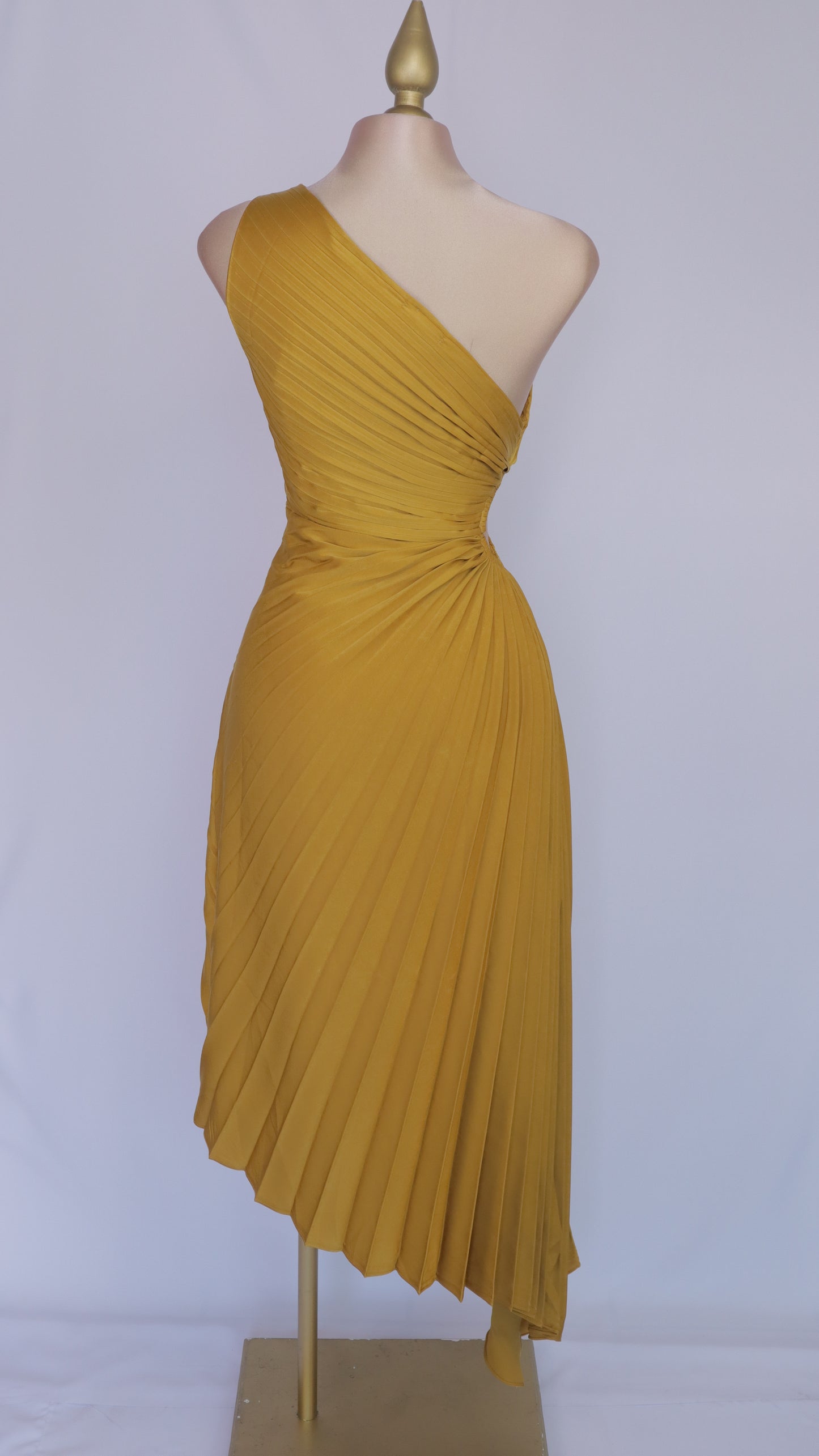 VESTIDO MAXI ASIMETRICO OJAL