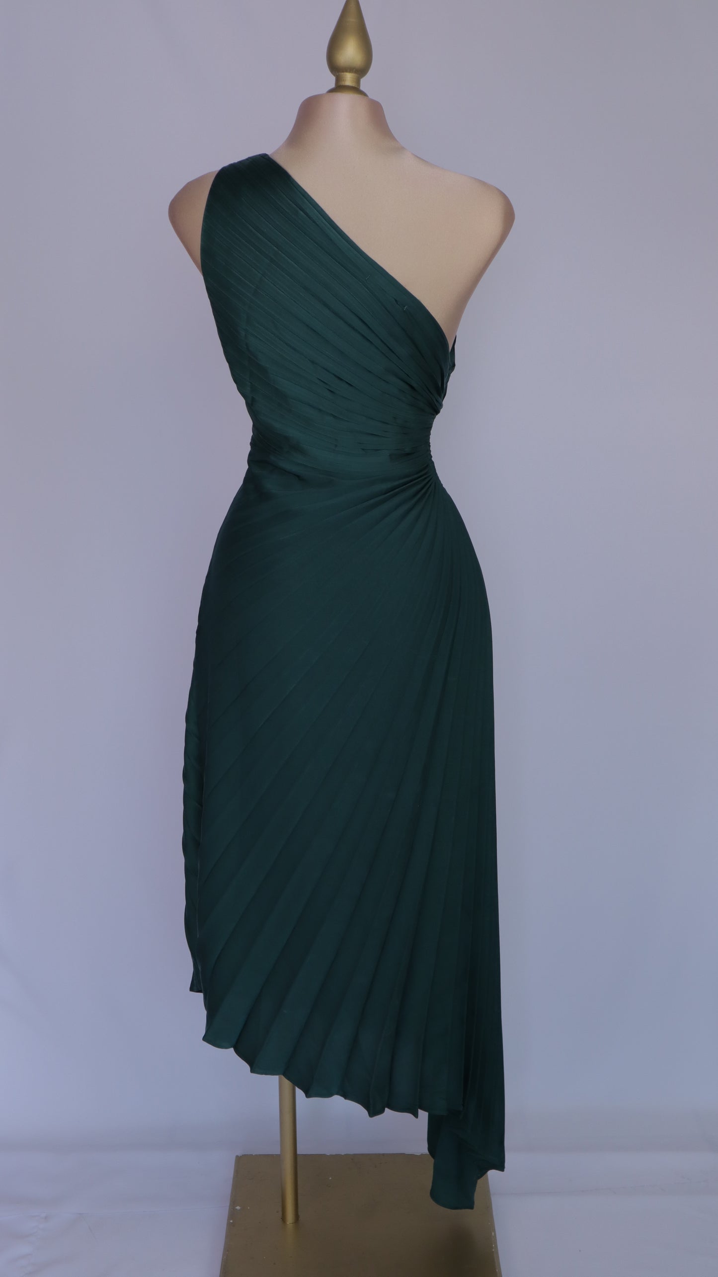 VESTIDO MAXI ASIMETRICO OJAL