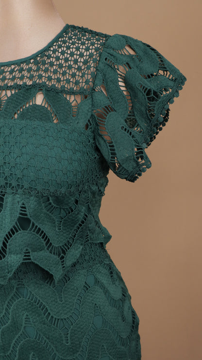 Vestido midi de encaje y crochet