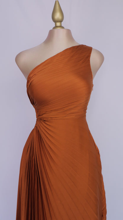 VESTIDO MAXI ASIMETRICO OJAL