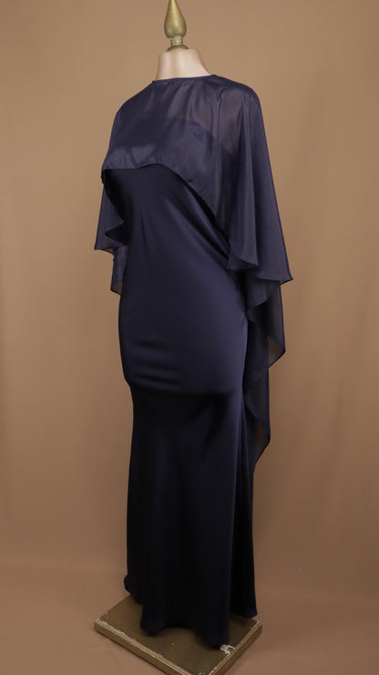 Vestido largo satinado con capa de chiffon