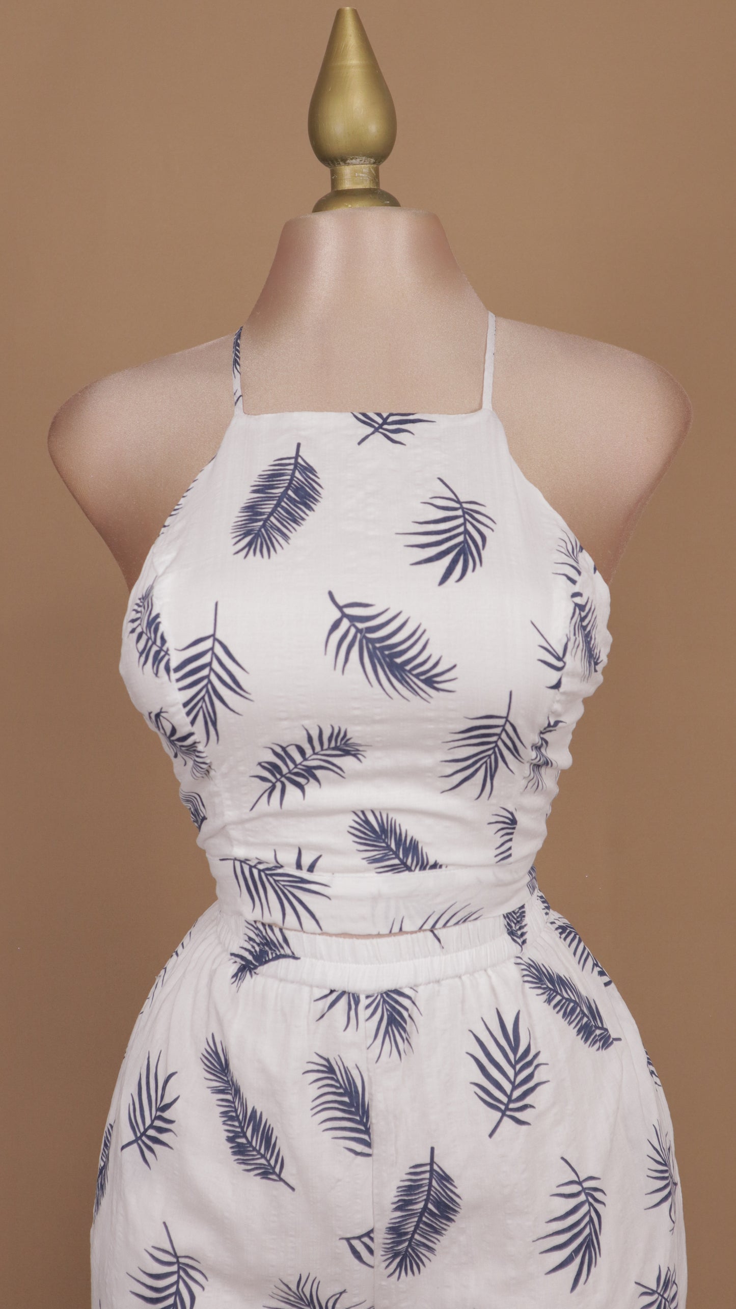 Conjunto estampado de pantalón y crop