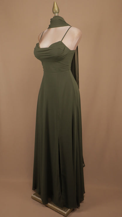 Vestido maxi de gala con escote drapeado, abertura y fular a juego