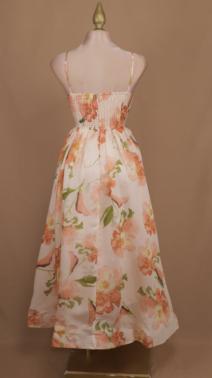 Vestido midi con estampado y linea A