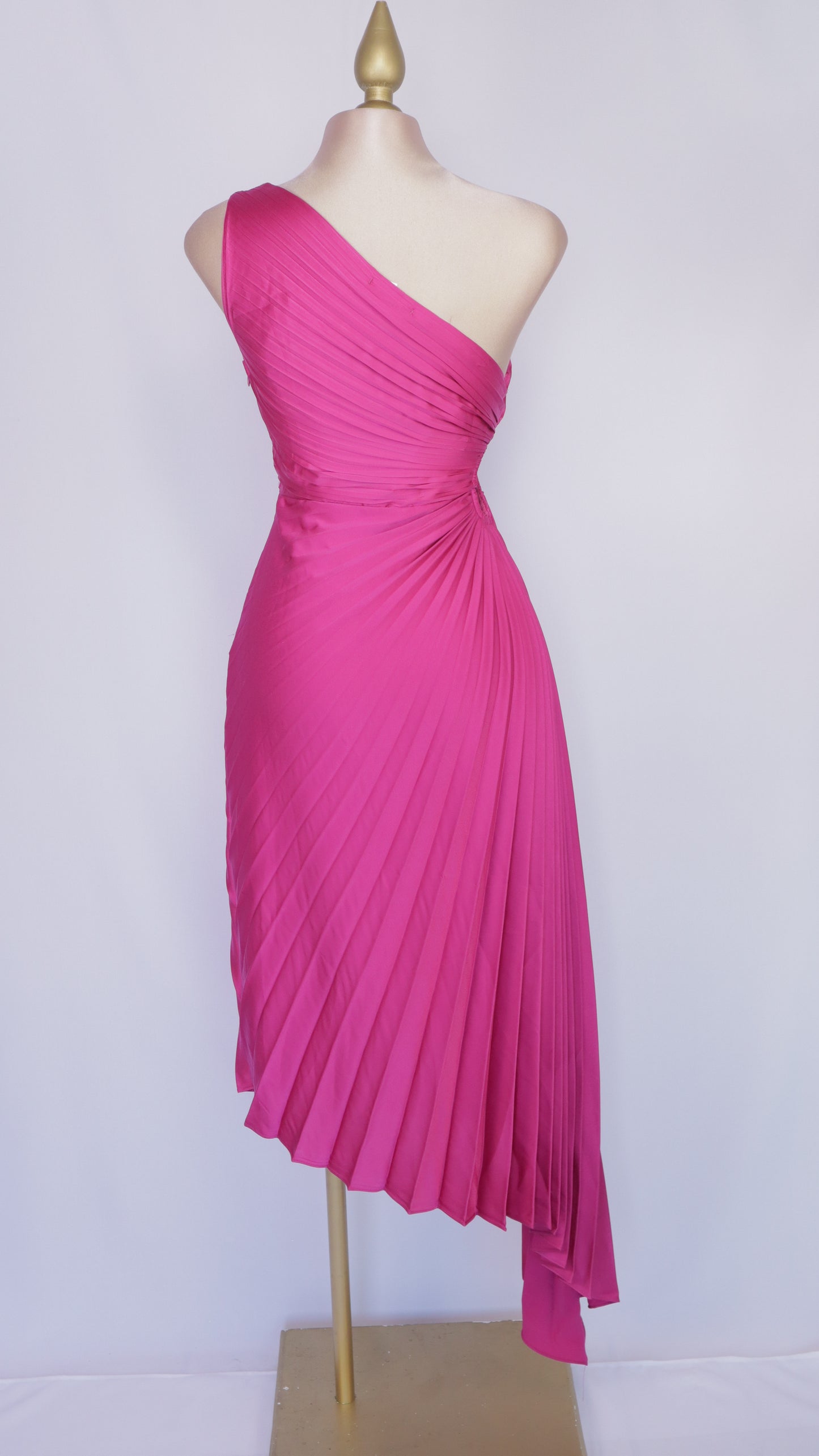 VESTIDO MAXI ASIMETRICO OJAL