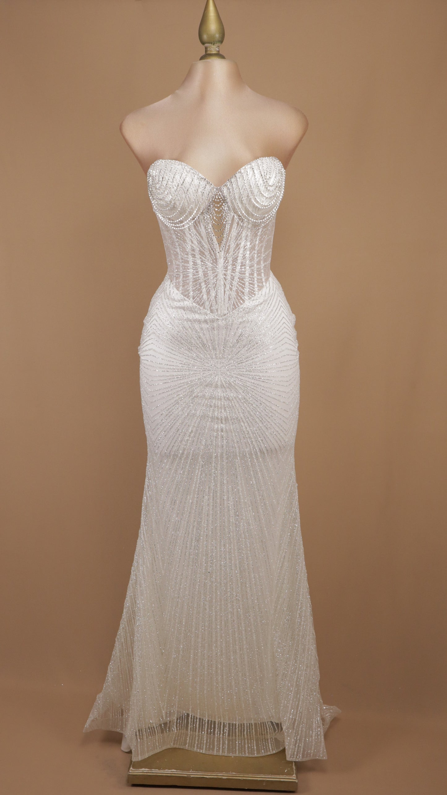 Vestido largo estraple de gala