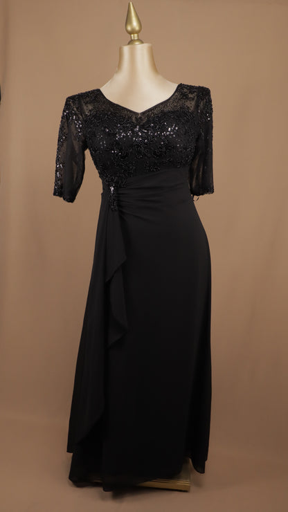 Vestido largo plus size con manga y aplicación