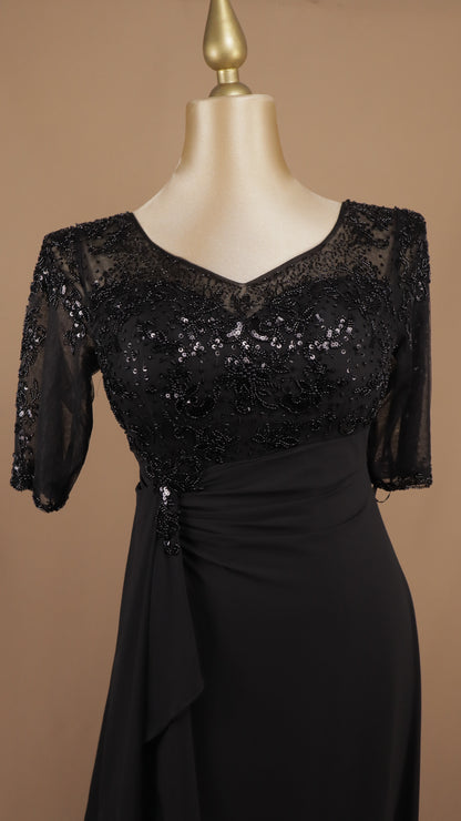 Vestido largo plus size con manga y aplicación