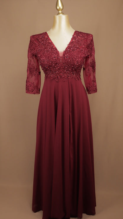 Vestido largo extra de gala con top de encaje pedrería y falda de gasa