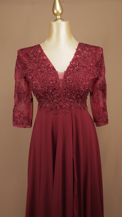 Vestido largo extra de gala con top de encaje pedrería y falda de gasa
