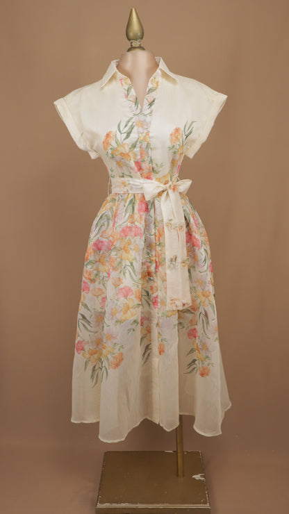 Vestido camisero midi de organza con estampado floral y cinturón de lazo