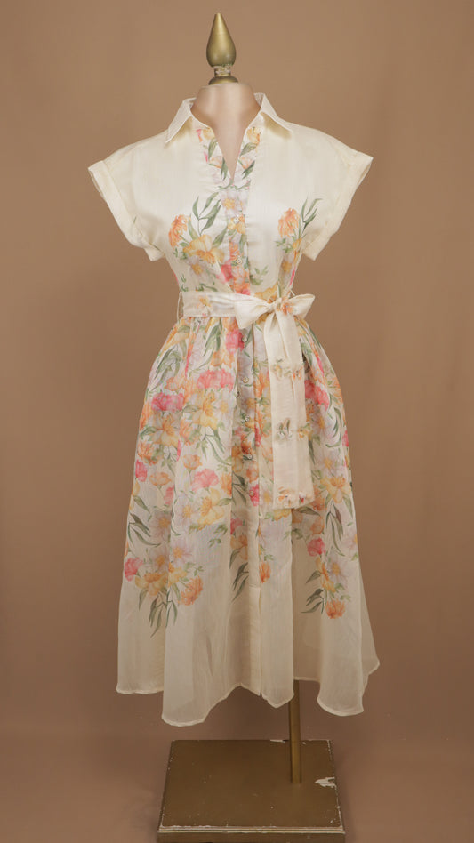 Vestido camisero midi de organza con estampado floral y cinturón de lazo