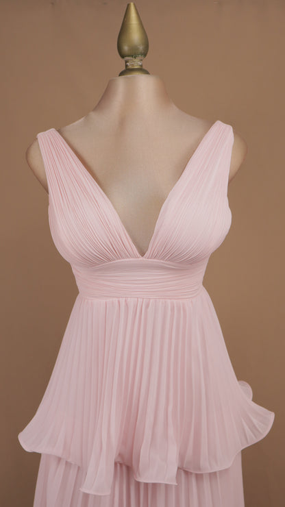 Vestido largo de olanes y plisado