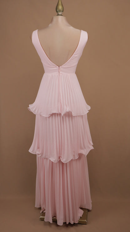 Vestido largo de olanes y plisado